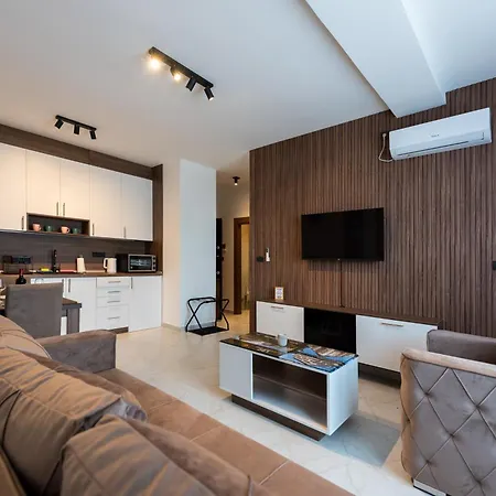 Crystal Luxury Апартаменты