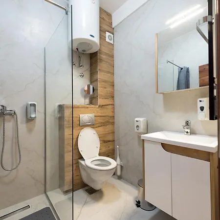 Crystal Luxury Апартаменты *