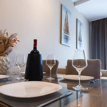 Апартаменты Crystal Luxury *