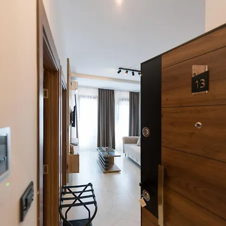 Crystal Luxury Апартаменты Врдник