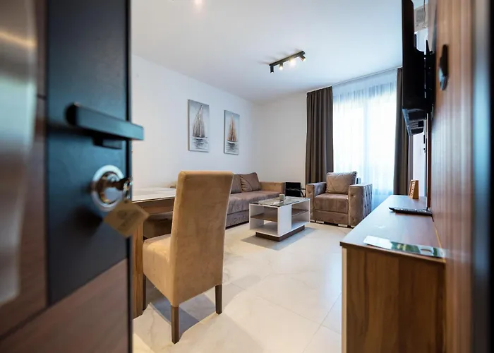 Crystal Luxury 브르드니크